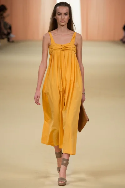 Look 33